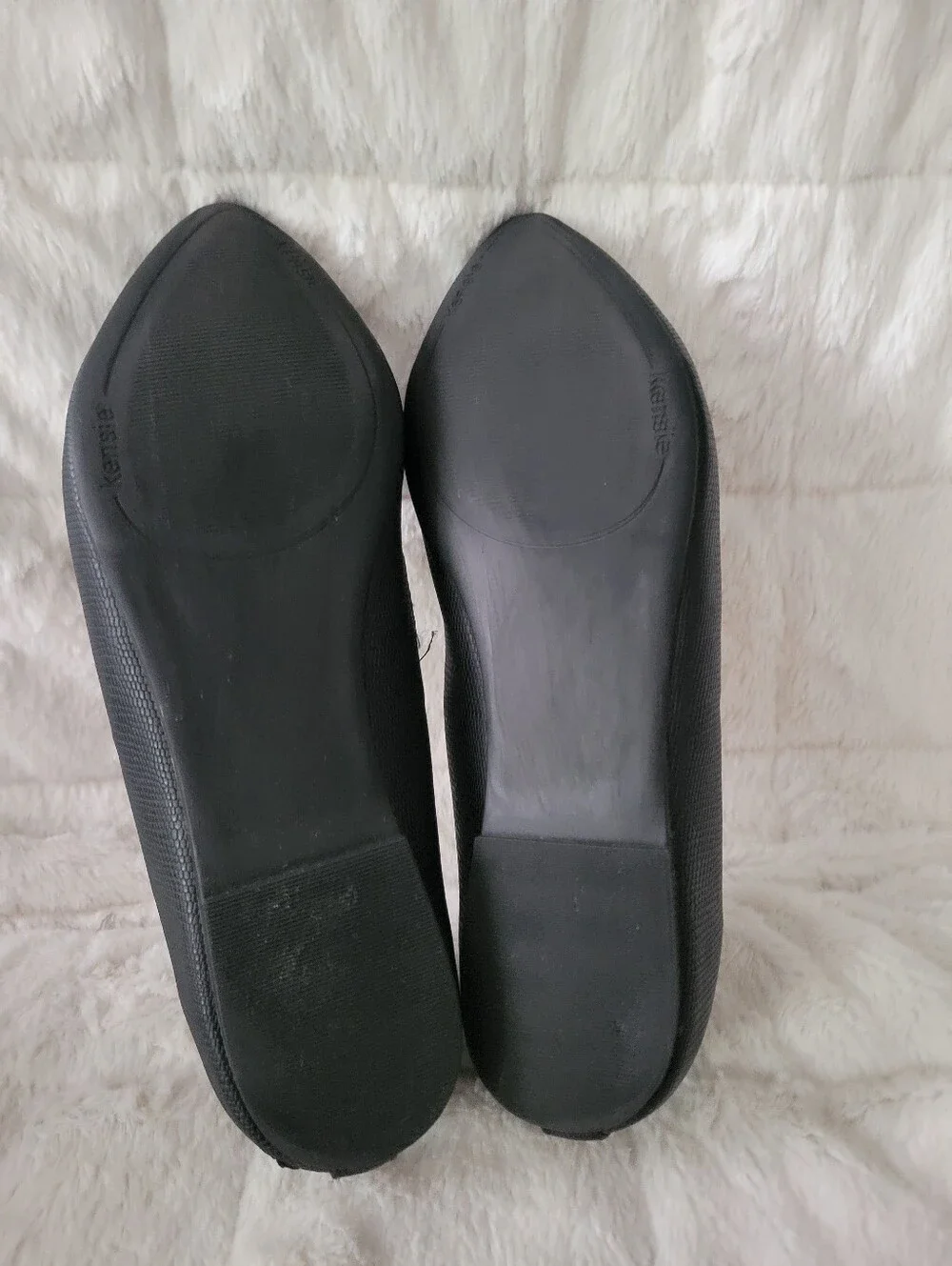 Kensie Black Pointed Tassel Flats Size 10M